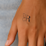 Schmetterling mit Initialen Tattoo (A-Z)