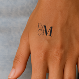 Schmetterling mit Initialen Tattoo (A-Z)
